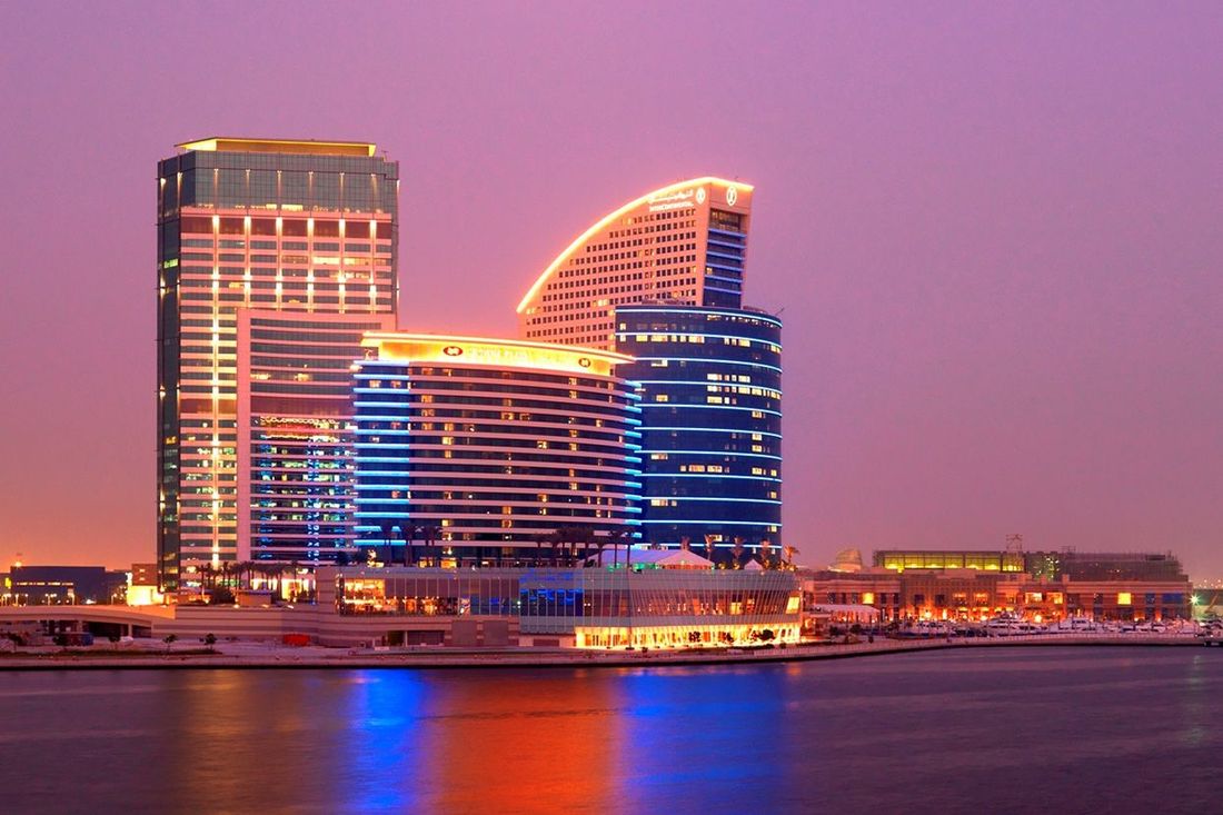 INTERCONTINENTAL & CROWNE PLAZA